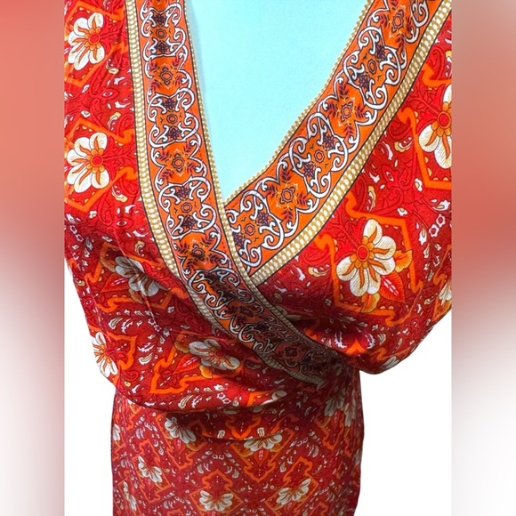 Women’s Pretty Garden Wrap Around Dress Boho Red Floral Flutter Sleeve Medium - Picture 8 of 16